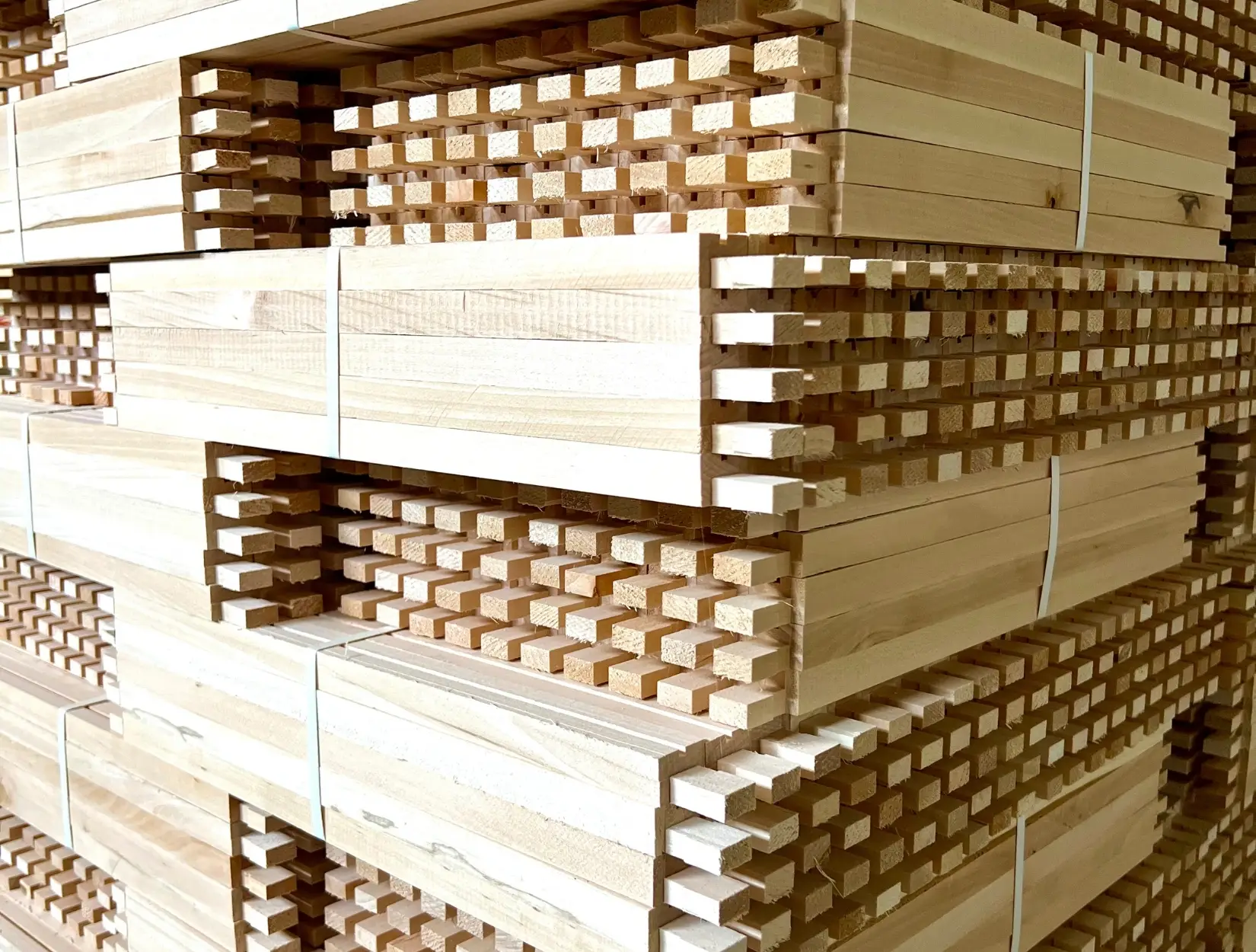 Bienenstock und Imkerbedarf